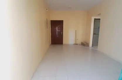 شقة - غرفة نوم - 1 حمام للايجار في بناية البطينة 9 - البطينة - الشارقة