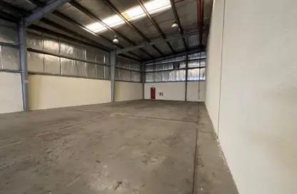 Warehouse - Studio for rent in Phase 2 - Dubai Investment Park (DIP) - Dubai