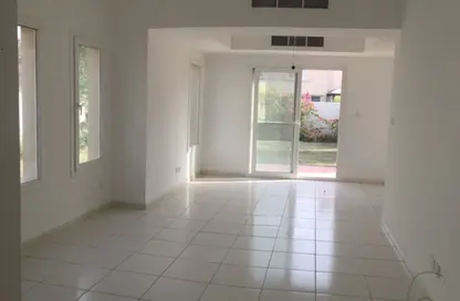 Villa - 3 Bedrooms - 3 Bathrooms for rent in Springs 14 - The Springs - Dubai