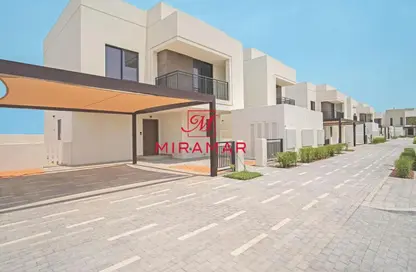 Villa - 4 Bedrooms - 5 Bathrooms for sale in Noya 1 - Noya - Yas Island - Abu Dhabi
