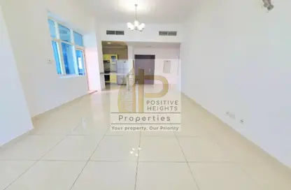 Apartment - 1 Bedroom - 2 Bathrooms for rent in Zumurud Building - Al Barsha 1 - Al Barsha - Dubai