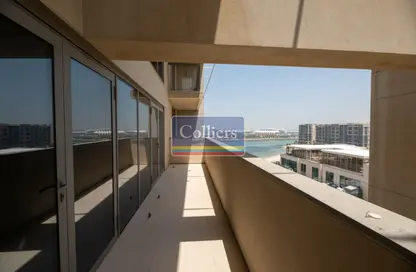 Apartment - 4 Bedrooms - 5 Bathrooms for sale in Al Zeina - Al Raha Beach - Abu Dhabi