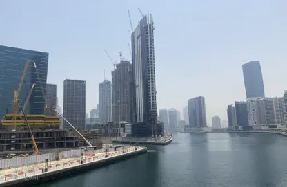 Apartment - 2 Bedrooms - 4 Bathrooms for sale in Jumeirah Living Business Bay - Business Bay - Dubai