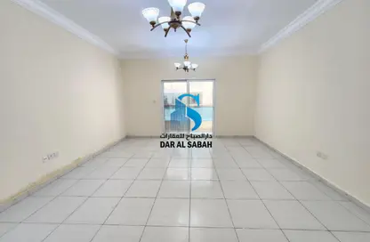 شقة - 2 غرف نوم - 2 حمامات للايجار في برج الكوث - النهدة - الشارقة