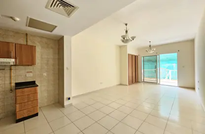 Apartment - Studio - 1 Bathroom for sale in Magnolia 1 - Emirates Gardens 2 - Jumeirah Village Circle - Dubai
