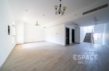 Apartment - 3 Bedrooms - 4 Bathrooms for sale in Diamond Views 3 - Diamond Views - Jumeirah Village Circle - Dubai