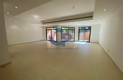 Villa - 4 Bedrooms - 5 Bathrooms for rent in Al Karamah - Abu Dhabi