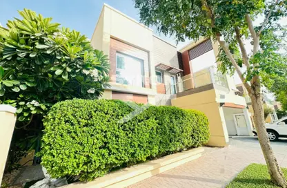 Villa - 4 Bedrooms - 5 Bathrooms for rent in Villa Lantana - Dubai Science Park - Dubai