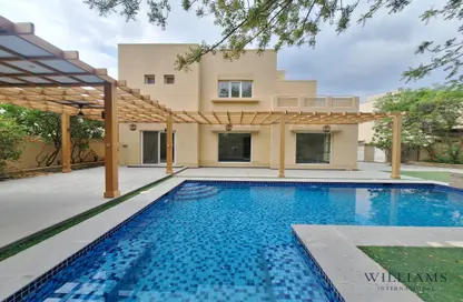 Villa - 4 Bedrooms - 5 Bathrooms for sale in Meadows 2 - Meadows - Dubai