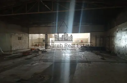 مستودع - استوديو للايجار في أم درع - أم القيوين