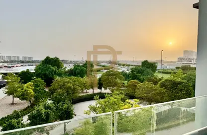 Apartment - 2 Bedrooms - 4 Bathrooms for rent in The Polo Residence - Meydan Avenue - Meydan - Dubai