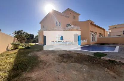 Villa - 5 Bedrooms - 6 Bathrooms for rent in Between Two Bridges - Abu Dhabi