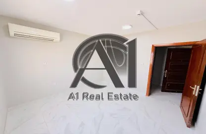 Apartment - 2 Bedrooms - 2 Bathrooms for rent in Central District - Al Ain