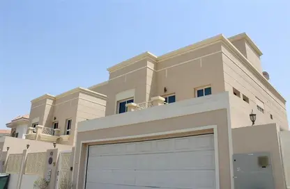 Villa - 4 Bedrooms - 5 Bathrooms for rent in Umm Suqeim 3 Villas - Umm Suqeim 3 - Umm Suqeim - Dubai