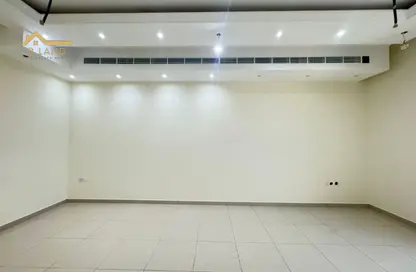 فيلا - 6 غرف نوم - 7 حمامات للايجار في الضاحية 3بي - النوف - الشارقة