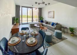 صورةغرفة المعيشة / غرفة الطعام لـ: شقة - 2 غرف نوم - 3 حمامات للكراء في سوهو نخلة جميرا - نخلة الجميرا - دبي, صورة 1