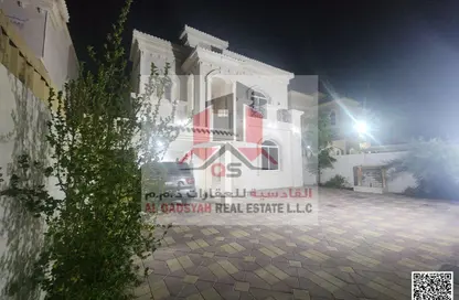 فيلا - 5 غرف نوم - 7 حمامات للبيع في 1 المويهات - المويهات - عجمان