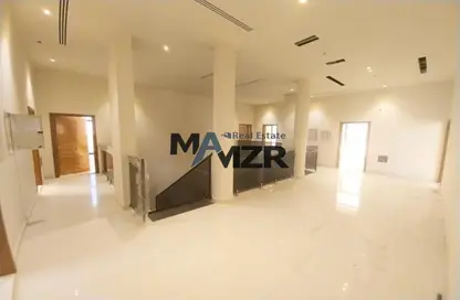 فيلا - 4 غرف نوم - 7 حمامات للايجار في مدينة الرياض - أبوظبي