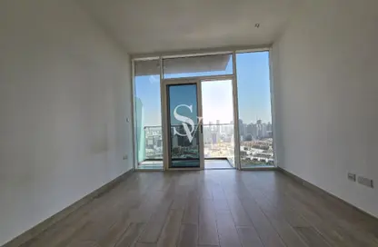 Apartment - Studio - 1 Bathroom for rent in Bloom Towers C - Bloom Towers - Jumeirah Village Circle - Dubai Apartment - Studio - 1 Bathroom for rent in Bloom Towers C - Bloom Towers - Jumeirah Village Circle - Dubai