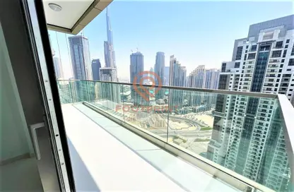 Balcony image for: Apartment - 2 Bedrooms - 3 Bathrooms for sale in Paramount Tower Hotel  and  Residences - Business Bay - Dubai, Image 1