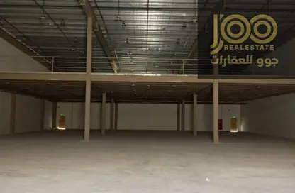 Warehouse - Studio - 2 Bathrooms for rent in Umm Al Thuoob - Umm Al Quwain