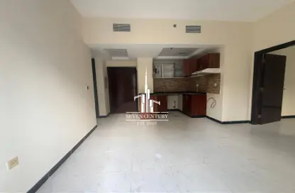 شقة - 2 غرف نوم - 2 حمامات للبيع في ساحة نايتبريدج - قرية الجميرا سركل - دبي