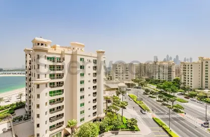 Apartment - 3 Bedrooms - 4 Bathrooms for rent in Al Das - Shoreline Apartments - Palm Jumeirah - Dubai