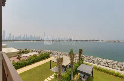 Townhouse - 5 Bedrooms - 7 Bathrooms for rent in Sur La Mer - La Mer - Jumeirah - Dubai Townhouse - 5 Bedrooms - 7 Bathrooms for rent in Sur La Mer - La Mer - Jumeirah - Dubai