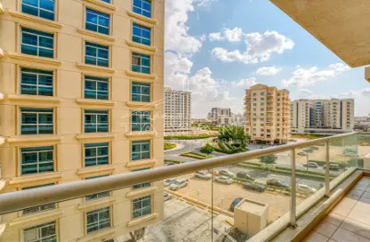 Balcony image for: Apartment - 1 Bedroom - 2 Bathrooms for rent in Mazaya 8 - Queue Point - Dubai Land - Dubai, Image 1