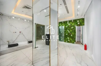 Retail - Studio for sale in Crystal Tower - Business Bay - Dubai