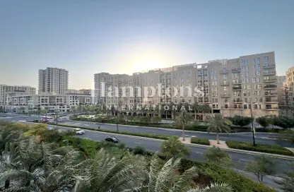 شقة - 2 غرف نوم - 2 حمامات للبيع في حياة بوليفارد - 1 ب - حياة بولفار - تاون سكوير - دبي