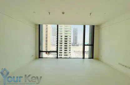 Apartment - 1 Bedroom - 2 Bathrooms for rent in RDK Towers - Najmat Abu Dhabi - Al Reem Island - Abu Dhabi