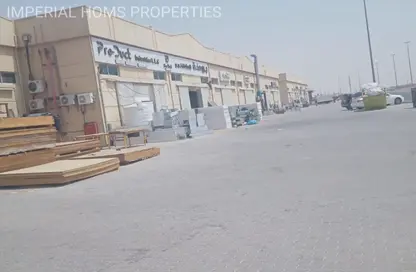 Warehouse - Studio - 2 Bathrooms for rent in Umm Al Thuoob - Umm Al Quwain