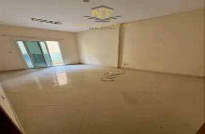شقة - 2 غرف نوم - 2 حمامات للبيع في المجاز 2 - المجاز - الشارقة