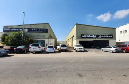 Warehouse - Studio - 1 Bathroom for rent in Mussafah - Abu Dhabi