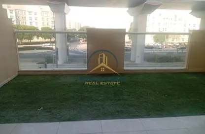 شقة - 2 غرف نوم - 3 حمامات للايجار في مسكن فريج - الفرجان - دبي