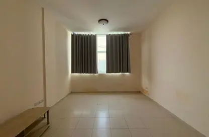 Apartment - Studio - 1 Bathroom for rent in Silicon Gates 4 - Silicon Gates - Dubai Silicon Oasis - Dubai