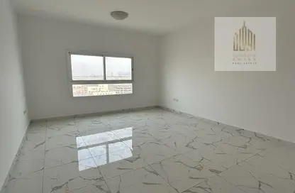 Empty Room image for: Whole Building - Studio for sale in Al Jurf Industrial 3 - Al Jurf Industrial - Ajman, Image 1
