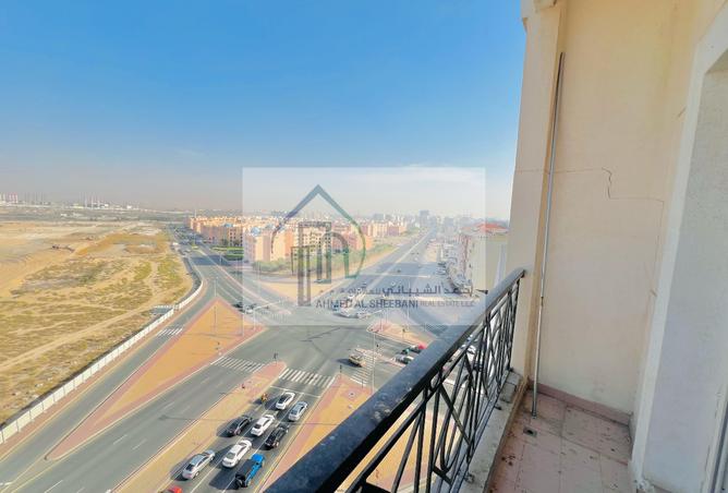 Apartment - 1 Bedroom - 2 Bathrooms for sale in Global Green View - International City - Dubai