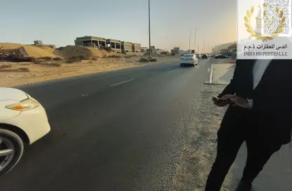 Business Centre - Studio - 2 Bathrooms for sale in Al Zaheya Gardens - Al Zahya - Ajman