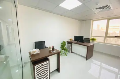 Office Space - Studio - 1 Bathroom for rent in Silver Home Building - Hor Al Anz - Deira - Dubai