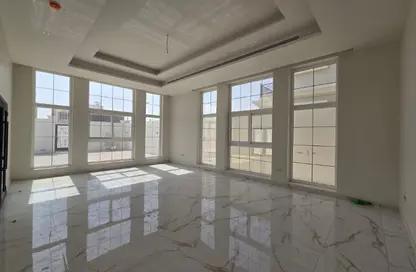 Villa - 5 Bedrooms - 7 Bathrooms for rent in Madinat Al Riyad - Abu Dhabi