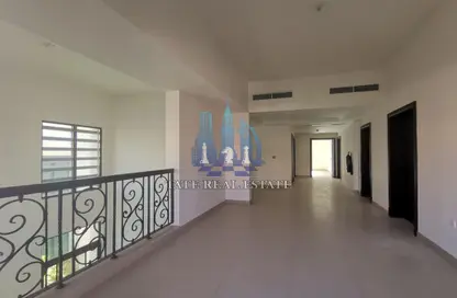 Hall / Corridor image for: Apartment - 5 Bedrooms - 6 Bathrooms for rent in Al Maqtaa - Abu Dhabi, Image 1