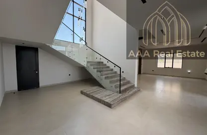 Villa - 5 Bedrooms - 7+ Bathrooms for rent in Al Aweer 1 - Al Aweer - Dubai