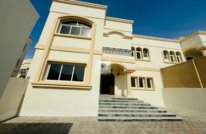 Apartment - 5 Bedrooms for rent in Khalifa City A Villas - Khalifa City A - Khalifa City - Abu Dhabi