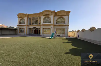 Villa - 6 Bedrooms - 7+ Bathrooms for rent in Al Muhaisnah 3 - Al Muhaisnah - Dubai