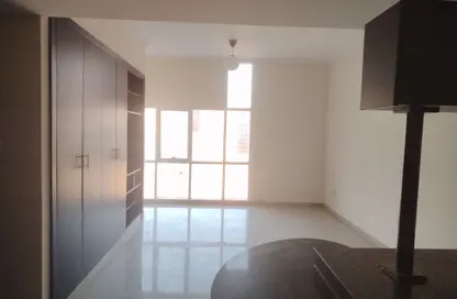 Apartment - 1 Bedroom - 2 Bathrooms for rent in Al Barsha 1 - Al Barsha - Dubai