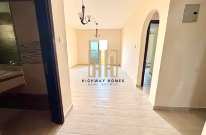 Apartment - 1 Bedroom - 2 Bathrooms for rent in Muwailih Building - Muwaileh - Sharjah