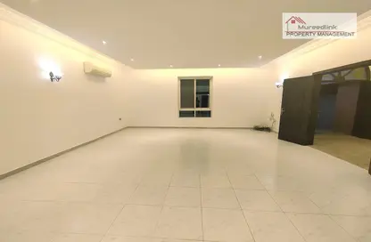 Empty Room image for: Villa - 6 Bedrooms - 6 Bathrooms for rent in Hadbat Al Zafranah - Muroor Area - Abu Dhabi, Image 1