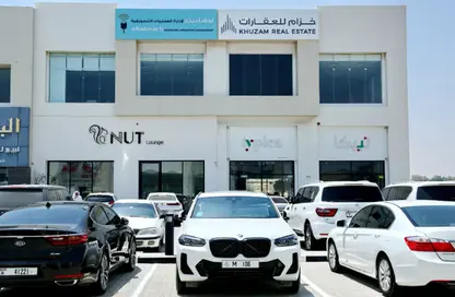 صالة عرض - استوديو - 2 حمامات للايجار في الظيت - رأس الخيمة